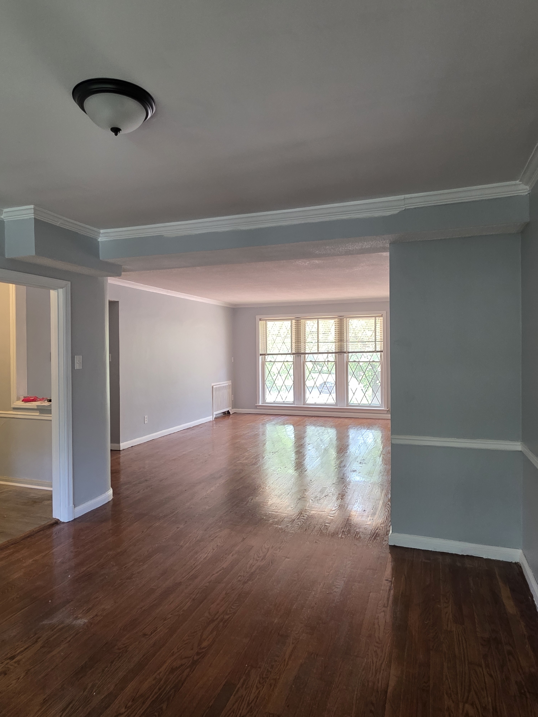 8241 Delmar Boulevard - 2W