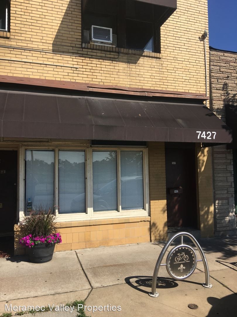 7427 S Broadway Apt D